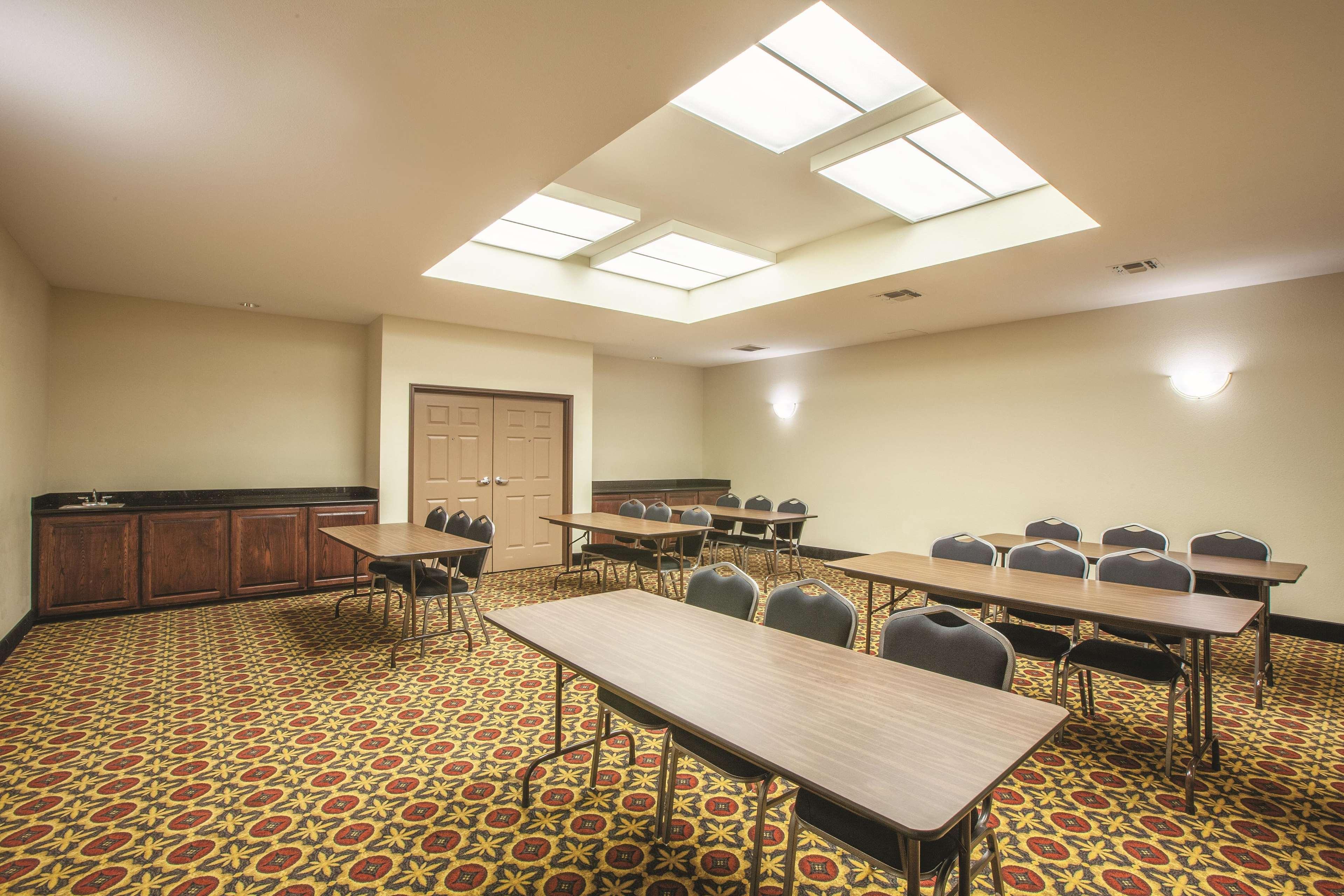 La Quinta By Wyndham Hillsboro Otel Dış mekan fotoğraf